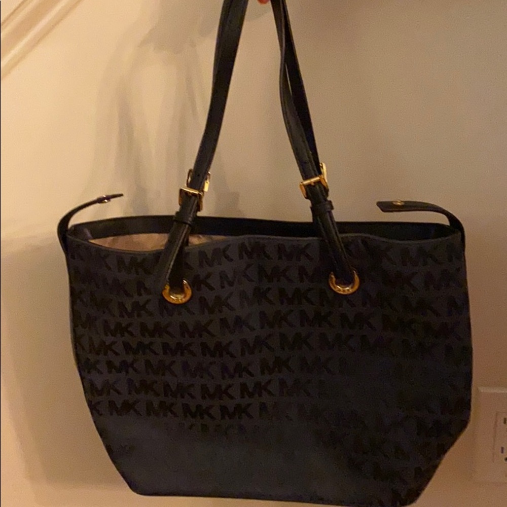 Michael Kors navy blue purse